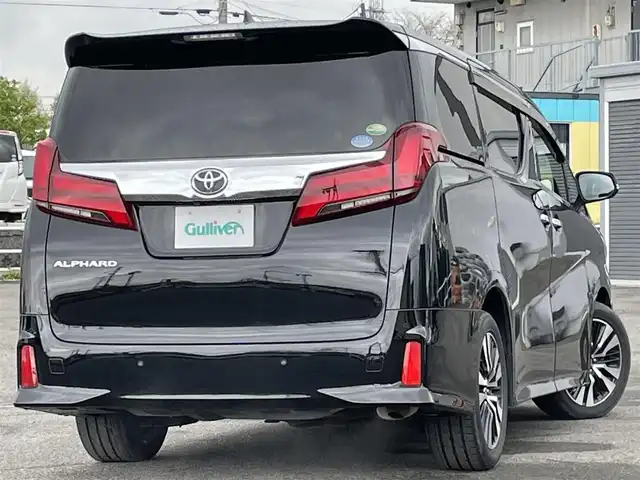 トヨタ アルファード S Cパッケージ 道央・札幌 2019(平31)年 8万km ブラック ４WD/社外メモリーナビ/CD/DVD/BT/フルセグ/社外フリップダウンモニター/トヨタセーフティセンス/プリクラッシュセーフティ/横滑り防止装置/レーダークルーズコントロール/レーンキープアシスト/クリアランスソナー/ブラインドスポットモニター/パーキングサポートブレーキ/ロードサインアシスト/バックカメラ/ビルトインETC/アイドリングストップ/ECOMODE/デジタルインナーミラー/両側パワースライドドア/パワーバックドア/前席/２列目パワーシート/前席シートヒーター/前席エアシート/D席メモリーシート/N席/２列目オットマン/レザーシート/革巻きウッドコンビステアリング/ステアリングリモコン/AC100V/電動パーキング/ブレーキホールド/MTモード付AT/nanoe/プッシュスタート/スマートキー/LEDヘッドライト/オートライト/オートハイビーム/フォグランプ/電動格納ミラー/ウィンカーミラー/純正フロアマット/ドアバイザー/スペアキー