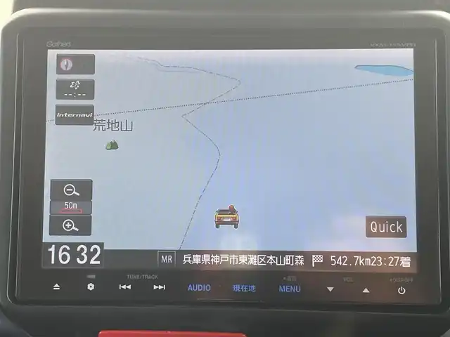 ホンダ Ｎ ＢＯＸ G SSパッケージ 愛知県 2017(平29)年 5.7万km クリスタルブラックパール ・純正8インチメモリーナビ/・フルセグテレビ/・CD/DVD再生機能/・Bluetooth接続機能/・ETC/・バックカメラ/・ベンチシート/・クラージオシートカバー/・両側電動スライドドア/・社外フロアマット/・社外14インチアルミホイール/・純正LEDヘッドライト/・オートライト/・スマートキー/・オートエアコン