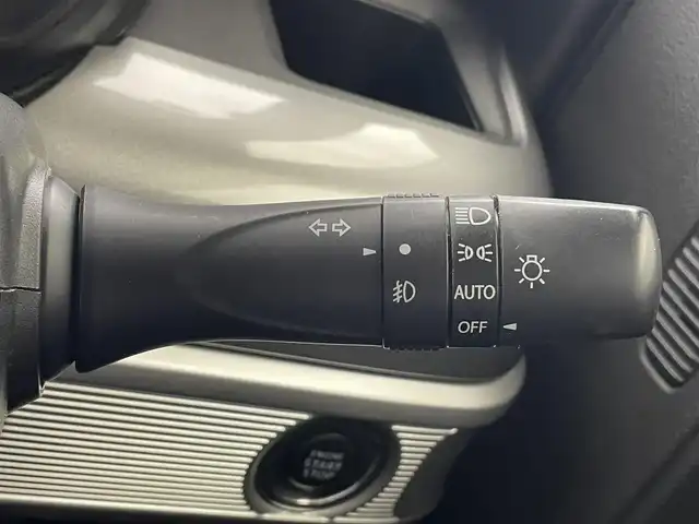 スズキ スペーシア ギア HYBRID XZ 滋賀県 2020(令2)年 6万km オフブルーメタリック/ガンメタリック2トーンルーフ 社外ナビ/CD/DVD/Bluetooth/全方位モニター/ヘッドアップディスプレイ/両側パワースライドドア/セーフティサポート/・デュアアルセンサーブレーキサポート/・車線逸脱警報機能/・先行車発進お知らせ機能/・後退時ブレーキサポート/・リアパーキングセンサー/・誤発進抑制機能/・ふらつき警報機能/・ハイビームアシスト/・後方誤発進抑制機能/D/N席シートヒーター /ETC/LEDヘッドライト/オートライト/フォグランプ/ステアリングスイッチ/プッシュスタート /スマートキー/スペアキー