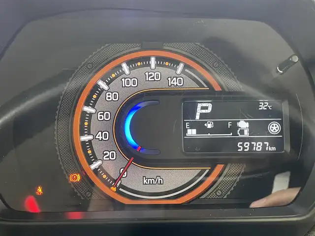 スズキ スペーシア ギア HYBRID XZ 滋賀県 2020(令2)年 6万km オフブルーメタリック/ガンメタリック2トーンルーフ 社外ナビ/CD/DVD/Bluetooth/全方位モニター/ヘッドアップディスプレイ/両側パワースライドドア/セーフティサポート/・デュアアルセンサーブレーキサポート/・車線逸脱警報機能/・先行車発進お知らせ機能/・後退時ブレーキサポート/・リアパーキングセンサー/・誤発進抑制機能/・ふらつき警報機能/・ハイビームアシスト/・後方誤発進抑制機能/D/N席シートヒーター /ETC/LEDヘッドライト/オートライト/フォグランプ/ステアリングスイッチ/プッシュスタート /スマートキー/スペアキー