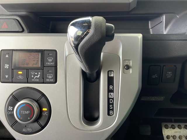 ダイハツ ウェイク X 秋田県 2014(平26)年 5.4万km ブラックマイカメタリック 4WD/片側パワースライドドア/社外オーディオ/　（CD/DVD/TV/Bluetooth）/D席シートヒーター/アイドリングストップ/横滑り防止装置/プッシュスタート/LEDヘッドライト/フォグランプ/オートライト/スマートキー