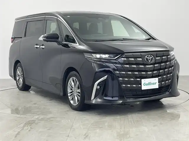 トヨタ アルファード Z 愛知県 2024(令6)年 2.1万km ブラック ワンオーナー/左右独立サンルーフ/トヨタチームメイト/純正メーカーナビ(AM/FM/BT/フルセグ)/トヨタセーフティセンス/　・レーントレーシングアシスト/　・レーンディパーチャーアラート/　・レーダークルーズコントロール/　・プリクラッシュセーフティー/　・アドバンスドドライブ/　・アドバンスドパーク/　・レーンチェンジアシスト　/　・プロアクティブドライビングアシスト/　・ロードサインアシスト/　・フロントクロストラフィックアラート/　・リアクロストラフィックアラート/　・ブラインドスポットモニター/　・パーキングサポートブレーキ/　・リアカメラディクション/　・安心降車アシスト/　・クリアランスソナー/レザーシート/デジタルインナーミラー/シートヒーター/シートベンチレーション/ハンドルヒーター/ETC2.0/パワーバックドア/純正18インチアルミ/置くだけ充電/USB充電ポート/HDMI端子/純正フリップダウンモニター