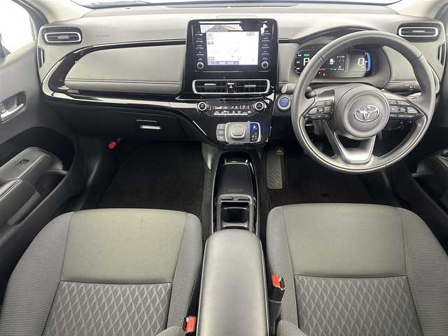 トヨタ アクア G 大阪府 2024(令6)年 1.1万km ブラックマイカ トヨタセーフティセンス/　・プリクラッシュセーフティ/　・レーンディパーチャーアラート/　・レーダークルーズコントロール/　・オートマチックハイビーム/純正メモリナビ/　　BT/Miracast/バックカメラ/LEDオートライト/純正15インチホイール/スマートキー/ビルトインETC