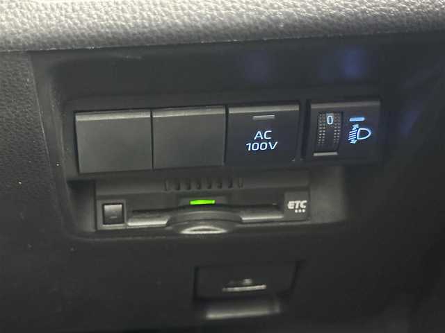 トヨタ アクア G 大阪府 2024(令6)年 1.1万km ブラックマイカ トヨタセーフティセンス/　・プリクラッシュセーフティ/　・レーンディパーチャーアラート/　・レーダークルーズコントロール/　・オートマチックハイビーム/純正メモリナビ/　　BT/Miracast/バックカメラ/LEDオートライト/純正15インチホイール/スマートキー/ビルトインETC