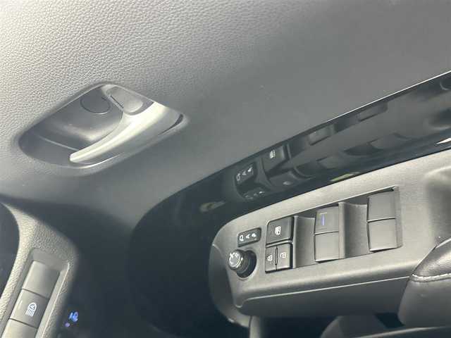 トヨタ アクア G 大阪府 2024(令6)年 1.1万km ブラックマイカ トヨタセーフティセンス/　・プリクラッシュセーフティ/　・レーンディパーチャーアラート/　・レーダークルーズコントロール/　・オートマチックハイビーム/純正メモリナビ/　　BT/Miracast/バックカメラ/LEDオートライト/純正15インチホイール/スマートキー/ビルトインETC