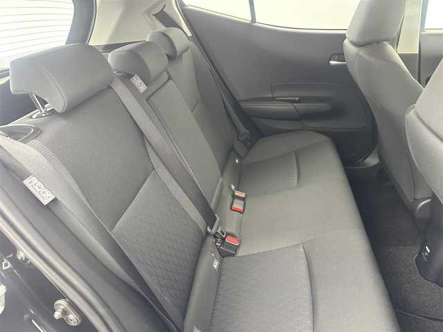 トヨタ アクア G 大阪府 2024(令6)年 1.1万km ブラックマイカ トヨタセーフティセンス/　・プリクラッシュセーフティ/　・レーンディパーチャーアラート/　・レーダークルーズコントロール/　・オートマチックハイビーム/純正メモリナビ/　　BT/Miracast/バックカメラ/LEDオートライト/純正15インチホイール/スマートキー/ビルトインETC