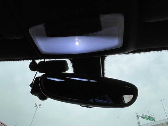 ＢＭＷ １１６ｉ Mスポーツ 愛知県 2012(平24)年 9.5万km 白 純正ナビ/ＢＴ/ＣＤ/純正フロアマット/ユピテルＦドラレコ/クルーズコントロール/１９インチオプションＡＷ　２２５／３５ＺＲ／１９/スマートキー