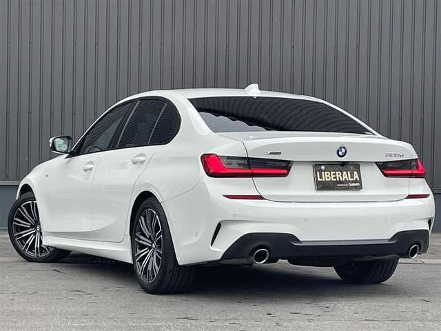 ＢＭＷ ３２０ｄ xDrive Mスポーツ 青森県 2019(令1)年 5.5万km アルピンホワイトⅢ /4WD/ディーゼル/ターボ/黒革シート/D席メモリー付き/　前席パワーシート /10.25インチナビ付インフォメーションディスプレイ/　(Bt/フルセグTV/Screen Mirrorinng//  AppleCarPlay対応)/全周囲カメラ/追従型クルーズコントロール/ブラインドスポットモニター/革巻きステア/パドルシフト/オーディオ・ステアスイッチ/オートライトLED/オートワイパー/アンビエントライト/バーチャルコックピット/前後ドラレコ/パワートランク/前後バンパーソナー/ETC/プッシュスタートシステム/スマートキー/Ｍスポーツ１８インチアルミホイール/社外アルミホイール＋冬タイヤ積込/保証書・取説/R2/3/4/5/6年点検記録簿あり
