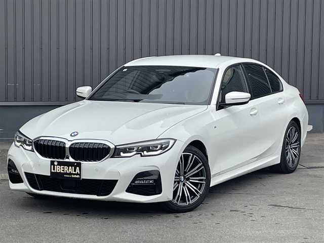 ＢＭＷ ３２０ｄ xDrive Mスポーツ 青森県 2019(令1)年 5.5万km アルピンホワイトⅢ /4WD/ディーゼル/ターボ/黒革シート/D席メモリー付き/　前席パワーシート /10.25インチナビ付インフォメーションディスプレイ/　(Bt/フルセグTV/Screen Mirrorinng//  AppleCarPlay対応)/全周囲カメラ/追従型クルーズコントロール/ブラインドスポットモニター/革巻きステア/パドルシフト/オーディオ・ステアスイッチ/オートライトLED/オートワイパー/アンビエントライト/バーチャルコックピット/前後ドラレコ/パワートランク/前後バンパーソナー/ETC/プッシュスタートシステム/スマートキー/Ｍスポーツ１８インチアルミホイール/社外アルミホイール＋冬タイヤ積込/保証書・取説/R2/3/4/5/6年点検記録簿あり