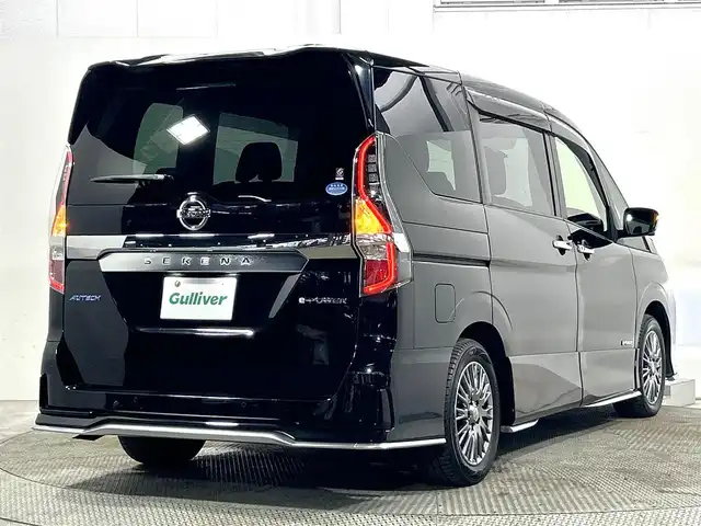 日産 セレナ e-パワー オーテック セーフティPKG 大阪府 2020(令2)年 4.4万km ダイヤモンドブラック ProPILOT 純正10incナビTV 360カメラ ETC 革シート シートヒーター ハンドルヒーター 衝突軽減 レーダークルコン BSM クリアランスソナー パークアシスト ワンオーナー