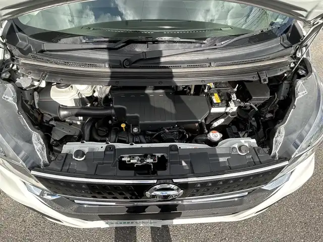 日産 デイズ ルークス ハイウェイスター Gターボ 佐賀県 2018(平30)年 3.7万km ホワイトパール エマージェンシーブレーキ/クルーズコントロール/コーナーセンサー/社外ナビ/・フルセグTV/BT/CD/DVD/インナーミラー型アラウンドビューモニター/純正15インチAW/LEDヘッドライト/ハイビームアシスト/両側パワースライドドア/プッシュスタート/リアサーキュレーター/ETC/スペアキー×1/保証書