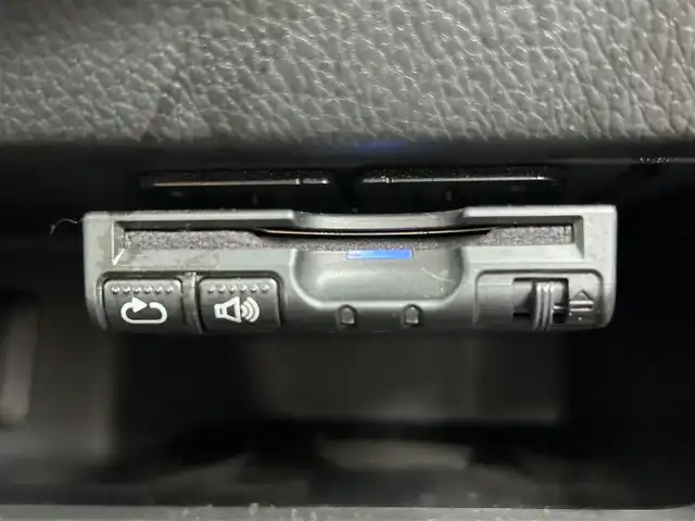 日産 デイズ ルークス ハイウェイスター Gターボ 佐賀県 2018(平30)年 3.7万km ホワイトパール エマージェンシーブレーキ/クルーズコントロール/コーナーセンサー/社外ナビ/・フルセグTV/BT/CD/DVD/インナーミラー型アラウンドビューモニター/純正15インチAW/LEDヘッドライト/ハイビームアシスト/両側パワースライドドア/プッシュスタート/リアサーキュレーター/ETC/スペアキー×1/保証書