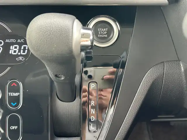 日産 デイズ ルークス ハイウェイスター Gターボ 佐賀県 2018(平30)年 3.7万km ホワイトパール エマージェンシーブレーキ/クルーズコントロール/コーナーセンサー/社外ナビ/・フルセグTV/BT/CD/DVD/インナーミラー型アラウンドビューモニター/純正15インチAW/LEDヘッドライト/ハイビームアシスト/両側パワースライドドア/プッシュスタート/リアサーキュレーター/ETC/スペアキー×1/保証書
