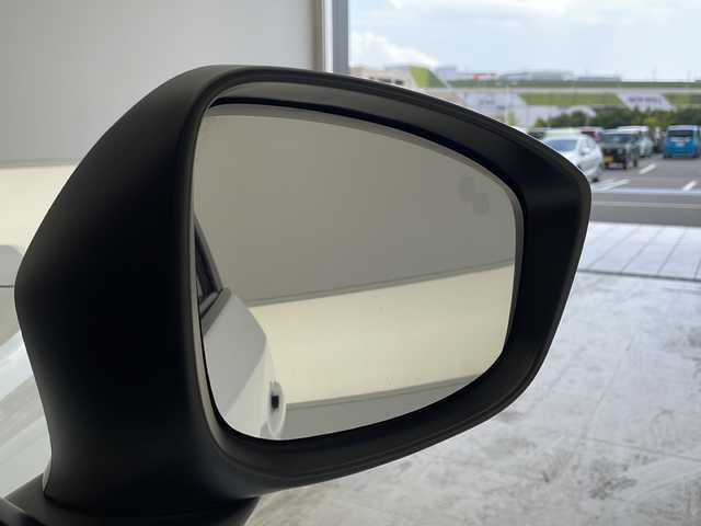マツダ ＣＸ－５ 20S Lパッケージ 愛知県 2012(平24)年 4.5万km クリスタルホワイトパールマイカ 純正ナビ/プレミアムサウンドBOSE/クルーズコントロール/シートヒーター/ブラインドスポットモニター/ワンセグ/Bluetooth/バックカメラ/パワーシート/コーナーセンサー/純正アルミホイール/HIDライト/オートライト/ETC/ステアリングスイッチ/スマートキー/プッシュスタート
