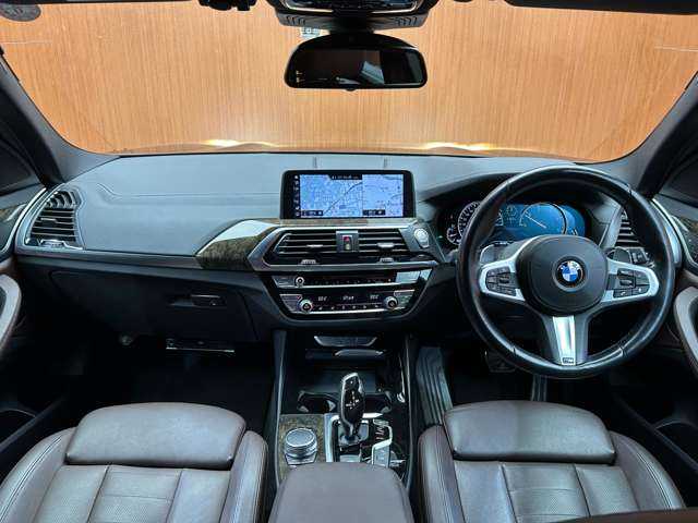 ＢＭＷ Ｘ３ xDrive20d Mスポーツ 千葉県 2017(平29)年 6.5万km サファイアブラックP ハイラインＰＫＧ　/純正ナビ　/３６０°カメラ　/ＡＣＣ　/ＢＳＭ　/茶革　/シートヒーター　/ベンチレーター　/パワーシート　/後席モニター　/パーキングアシスト　/ＬＥＤヘッドライト　/オートライト　/電動リアゲート