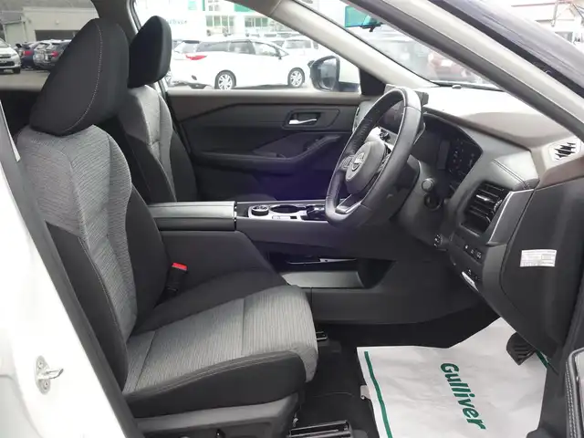日産 エクストレイル X e－4ORCE 山形県 2023(令5)年 6.6万km ブリリアントホワイトパール 4WD/衝突被害軽減システム/純正メモリナビ/　　【BT フルセグ USB AM/FM】/アラウンドビューモニター/レーダークルーズコントロール/LEDオートヘッドライト/パワーシート/全席シートヒーター/純正18インチアルミホイール/ドライブレコーダー/アイドリングストップ/コーナーセンサー/ステアリングスイッチ/ステアリングヒーター/電動格納ウィンカーミラー/インテリジェントキー/ETC2.0