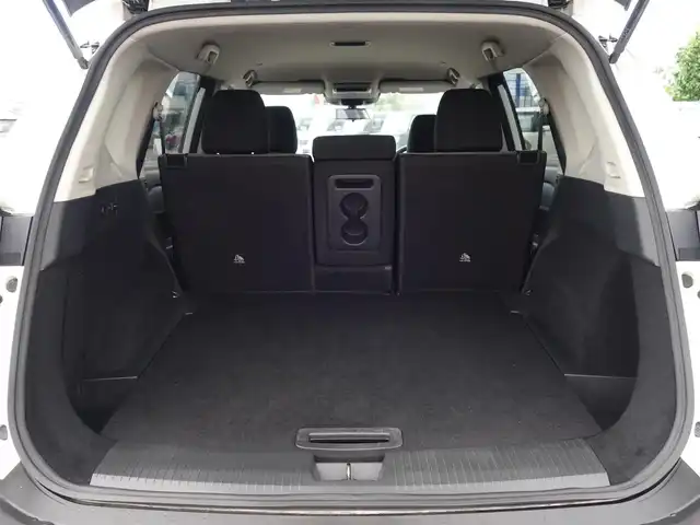 日産 エクストレイル X e－4ORCE 山形県 2023(令5)年 6.6万km ブリリアントホワイトパール 4WD/衝突被害軽減システム/純正メモリナビ/　　【BT フルセグ USB AM/FM】/アラウンドビューモニター/レーダークルーズコントロール/LEDオートヘッドライト/パワーシート/全席シートヒーター/純正18インチアルミホイール/ドライブレコーダー/アイドリングストップ/コーナーセンサー/ステアリングスイッチ/ステアリングヒーター/電動格納ウィンカーミラー/インテリジェントキー/ETC2.0
