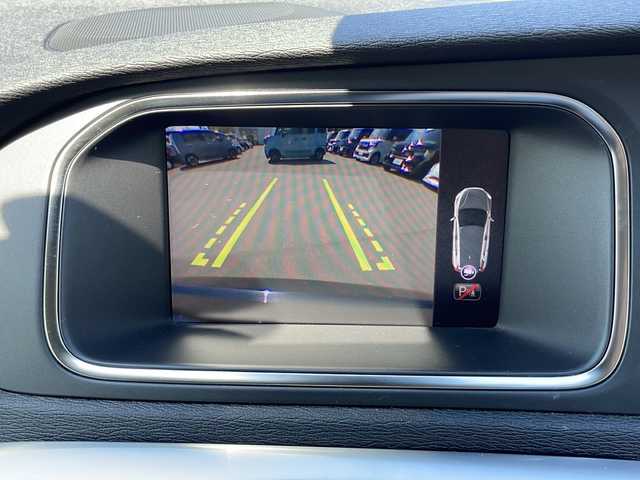 ボルボ Ｖ４０ T3 インスクリプション 山口県 2018(平30)年 1.9万km オニキスブラックP 黒革シート/harman/kardonスピーカー/純正HDDナビ・地デジTV/純正USB/BT再生/バックモニター/ETC(DSRC)/レーダークルーズコントロール/衝突軽減ブレーキ/LKA/BLIS/コーナーセンサー/純正17インチAW/LEDヘッドライト/前席パワーシート/シートヒーター/前後ドライブレコーダー/プッシュスタート/スマートキー×2/パドルシフト/アイドリングストップ/ステアリングスイッチ/R2/3/4/7年整備記録/保証書・取説あり