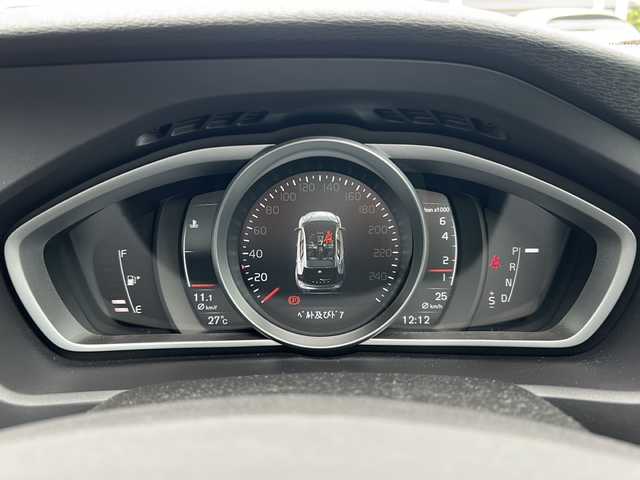 ボルボ Ｖ４０ T3 インスクリプション 山口県 2018(平30)年 1.9万km オニキスブラックP 黒革シート/harman/kardonスピーカー/純正HDDナビ・地デジTV/純正USB/BT再生/バックモニター/ETC(DSRC)/レーダークルーズコントロール/衝突軽減ブレーキ/LKA/BLIS/コーナーセンサー/純正17インチAW/LEDヘッドライト/前席パワーシート/シートヒーター/前後ドライブレコーダー/プッシュスタート/スマートキー×2/パドルシフト/アイドリングストップ/ステアリングスイッチ/R2/3/4/7年整備記録/保証書・取説あり