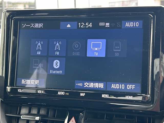 トヨタ カローラ スポーツ ハイブリッドG 山形県 2019(令1)年 6.1万km ホワイトパールクリスタルシャイン 禁煙車/ワンオーナー/トヨタセーフティセンス/横滑り防止装置/レーンキープアシスト/ブラインドスポットモニター/前後コーナーセンサー/レーダークルーズコントロール/バックカメラ/9インチ純正ナビ/（Bluetooth/フルセグ/AM/FM）/テレビキャンセラー/ステアリングスイッチ/ステアリングヒーター/DN席シートヒーター/ビルトインETC/スマートキー×２/取扱説明書/記録簿/純正アルミホイール/ドアバイザー