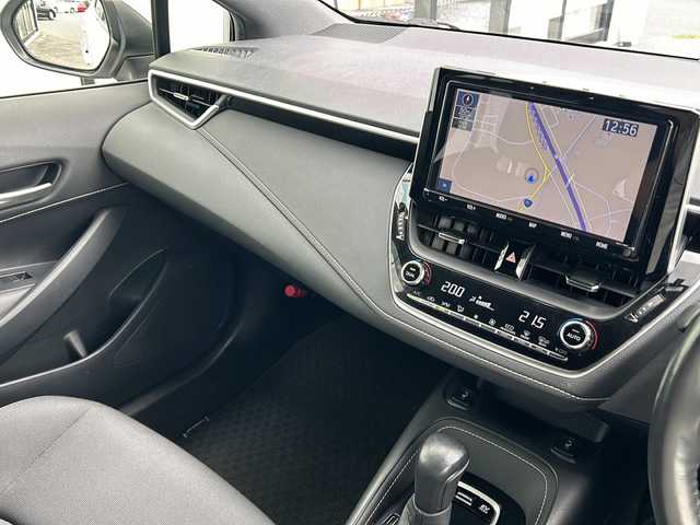 トヨタ カローラ スポーツ ハイブリッドG 山形県 2019(令1)年 6.1万km ホワイトパールクリスタルシャイン 禁煙車/ワンオーナー/トヨタセーフティセンス/横滑り防止装置/レーンキープアシスト/ブラインドスポットモニター/前後コーナーセンサー/レーダークルーズコントロール/バックカメラ/9インチ純正ナビ/（Bluetooth/フルセグ/AM/FM）/テレビキャンセラー/ステアリングスイッチ/ステアリングヒーター/DN席シートヒーター/ビルトインETC/スマートキー×２/取扱説明書/記録簿/純正アルミホイール/ドアバイザー