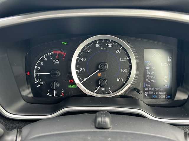 トヨタ カローラ スポーツ ハイブリッドG 山形県 2019(令1)年 6.1万km ホワイトパールクリスタルシャイン 禁煙車/ワンオーナー/トヨタセーフティセンス/横滑り防止装置/レーンキープアシスト/ブラインドスポットモニター/前後コーナーセンサー/レーダークルーズコントロール/バックカメラ/9インチ純正ナビ/（Bluetooth/フルセグ/AM/FM）/テレビキャンセラー/ステアリングスイッチ/ステアリングヒーター/DN席シートヒーター/ビルトインETC/スマートキー×２/取扱説明書/記録簿/純正アルミホイール/ドアバイザー