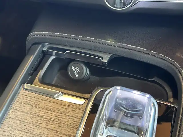 ボルボ ボルボ Ｖ９０ アルティメット B5 宮城県 2023(令5)年 1.5万km クリスタルホワイトP パノラマガラスサンルーフ/harman/kardonサウンドシステム/ヘッドアップディスプレイ/アダプティブクルーズコントロール/レーンキープアシスト/BLIS/Googleナビゲーションシステム/全方位カメラ/AppleCarPlay/AndroidAuto/ブラックレザーシート/シートベンチレーション/シートヒーター/メモリ機能付きパワーシート/LEDヘッドライト/スマートキー/パワーバックドア/純正19インチAW/オレフォス製シフトノブ/ステアリングスイッチ/液晶メーターパネル/ワイヤレスチャージング/前後ドライブレコーダー/ETC車載器