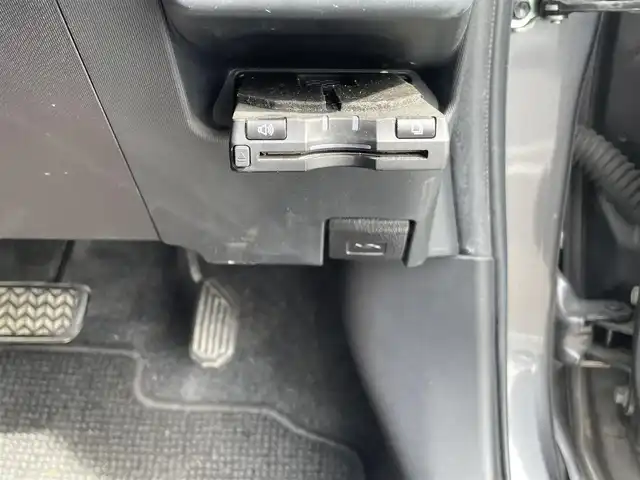 トヨタ アクア G 長野県 2012(平24)年 10.1万km グレーメタリック 社外HDDナビ/・Bluetooth/CD/バックカメラ/ドラレコ前方のみ/純正フロアマット/シートヒーターD+N席/社外15インチAW/LEDオートライト/横滑り防止装置/Wエアバック/ECOモード/EVモード/保証書/取扱説明書