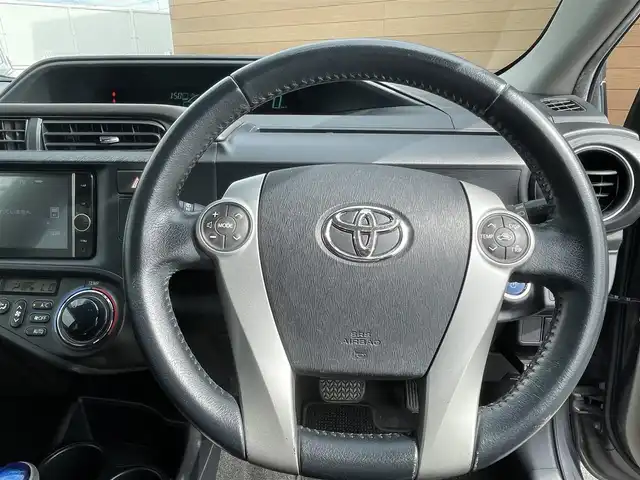トヨタ アクア G 長野県 2012(平24)年 10.1万km グレーメタリック 社外HDDナビ/・Bluetooth/CD/バックカメラ/ドラレコ前方のみ/純正フロアマット/シートヒーターD+N席/社外15インチAW/LEDオートライト/横滑り防止装置/Wエアバック/ECOモード/EVモード/保証書/取扱説明書