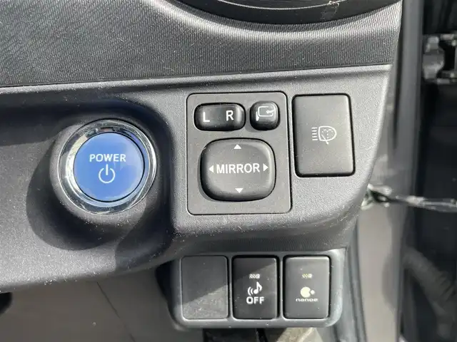 トヨタ アクア G 長野県 2012(平24)年 10.1万km グレーメタリック 社外HDDナビ/・Bluetooth/CD/バックカメラ/ドラレコ前方のみ/純正フロアマット/シートヒーターD+N席/社外15インチAW/LEDオートライト/横滑り防止装置/Wエアバック/ECOモード/EVモード/保証書/取扱説明書