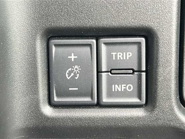 スズキ ハスラー HYBRID G 三重県 2021(令3)年 4.1万km ブリスクブルーメタリック/ホワイト2トーンルーフ 社外ナビ /バックカメラ /ETC /前席シートヒーター /前後コーナーセンサー /スペアキー /レーンキープアシスト /衝突軽減ブレーキ /アイドリングストップ /フロアマット /オートライト /電動格納ミラー /禁煙車