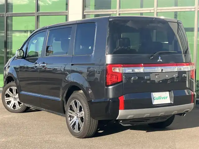 三菱 デリカＤ：５ P 道南・函館 2022(令4)年 4万km グラファイトグレーメタリック/ブラックマイカ /純正ナビ//フルセグＴＶ//ドライブレコーダー//全周囲カメラ//オートステップ//ハンドルヒーター//フリップダウンモニター//デジタルインナーミラー//両側パワースライドドア//電動リアゲート//クルーズコントロール//ブラインドスポットモニター//衝突軽減ブレーキ//フロアマット//ETC//スマートキー