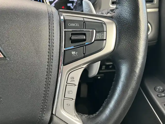 三菱 デリカＤ：５ P 道南・函館 2022(令4)年 4万km グラファイトグレーメタリック/ブラックマイカ /純正ナビ//フルセグＴＶ//ドライブレコーダー//全周囲カメラ//オートステップ//ハンドルヒーター//フリップダウンモニター//デジタルインナーミラー//両側パワースライドドア//電動リアゲート//クルーズコントロール//ブラインドスポットモニター//衝突軽減ブレーキ//フロアマット//ETC//スマートキー