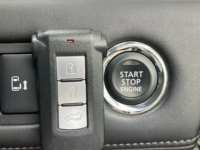 三菱 デリカＤ：５ P 道南・函館 2022(令4)年 4万km グラファイトグレーメタリック/ブラックマイカ /純正ナビ//フルセグＴＶ//ドライブレコーダー//全周囲カメラ//オートステップ//ハンドルヒーター//フリップダウンモニター//デジタルインナーミラー//両側パワースライドドア//電動リアゲート//クルーズコントロール//ブラインドスポットモニター//衝突軽減ブレーキ//フロアマット//ETC//スマートキー