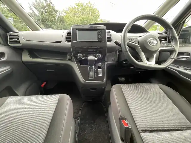 日産 セレナ ハイウェイスター V 大阪府 2021(令3)年 2.6万km ダークメタルグレー 純正7インチワイドナビ/　（フルセグTV/CD/DVD/Bluetooth/USB）/フリップダウンモニター/バックカメラ/両側パワースライドドア/前後ドライブレコーダー/プロパイロット/エマージェンシーブレーキ/クリアランスソナー/レーンキープアシスト/革巻ステアリング/LEDヘッドライト/純正16インチアルミホイール/純正フロアマット/ETC