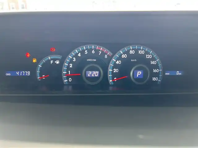 トヨタ ノア X スマートエディション 沖縄県 2012(平24)年 4.2万km ブラック (株)IDOMが運営する【じしゃロンコザ店】の自社ローン専用車両になりますこちらは現金またはオートローンご利用時の価格です。自社ローンご希望の方は別途その旨お申付け下さい/純正ナビ　/フルセグTV　/Bluetooth接続　/バックカメラ　/ETC　/ドライブレコーダー　/両側パワースライドドア　/オートライト　/プッシュスタート　/スマートキー　/純正フロアマット