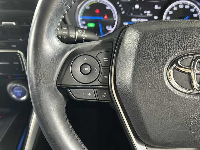 トヨタ ハリアー ハイブリッド Z レザーパッケージ 広島県 2020(令2)年 5.2万km プレシャスブラックパール 禁煙車/トヨタセーフティセンス/・プリクラッシュセーフティ/・レーンディパーチャーアラート/・レーントレーシングアシスト/・ロードサインアシスト/・オートマチックハイビーム/BSM/HUD/クリアランスソナー/デジタルインナーミラー/純正12.3インチナビ/・フルセグ/Bluetooth/Miracast/パノラミックビューモニター/パワーバックドア/黒レザーシート/シートヒーター/ベンチレーション/革巻きステアリング/ステアリングヒーター/オートライト/LEDヘッドライト/フォグランプ/ETC２．０/純正ドアバイザー/純正19インチアルミホイール/W+サイド+カーテンエアバック