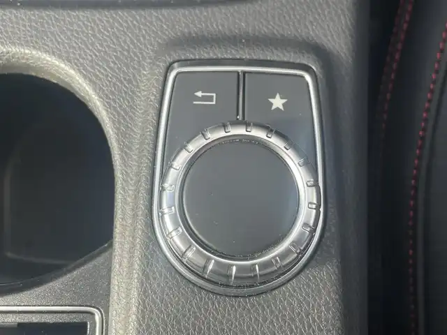 メルセデス・ベンツ ＣＬＡ４５ 4マチック 新潟県 2015(平27)年 0.6万km 白 メモリナビ/フルセグテレビ/バックカメラ/アイドリングストップ/ウィンカーミラー/キャプテンシート/クルーズコントロール/サンルーフ/プッシュスタート/ETC/クリアランスソナー/オートライト/４WD/パワーシート/パークトロニック/コーナーセンサー/Bluetooth/ハンズフリー/横滑り防止/パドルシフト