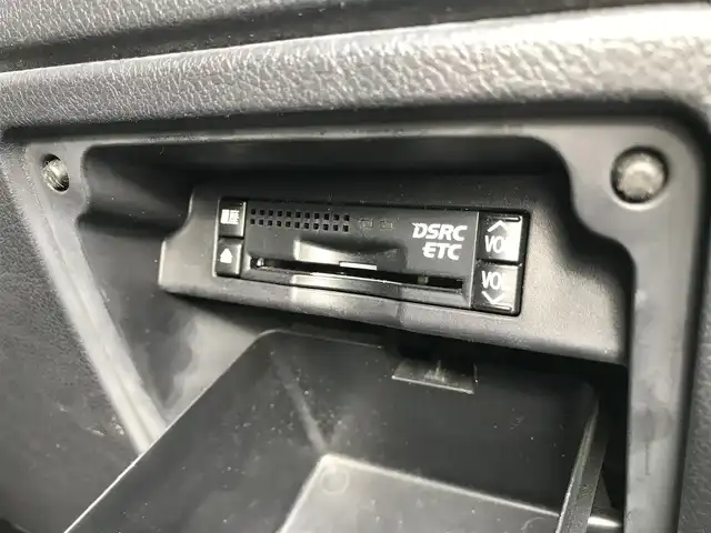 トヨタ ヴォクシー ZS 煌 栃木県 2011(平23)年 7.9万km ブラック 株)IDOMが運営する【じしゃロン小山店】の自社ローン専用車両になります。こちらは現金またはオートローンご利用時の価格です。自社ローンご希望の方は別途その旨お申付け下さい//禁煙車/純正フルセグナビ/（CD/DVD/AM/FMラジオ）/(Bluetooth)/スマートキー/プッシュスタート/バックカメラ/ＥＴＣ２．０/両側パワースライド/フリップダウンモニター/ステアリングリモコン/電動格納ドアミラー/パワーウインドウ/オートライト/防眩ミラー