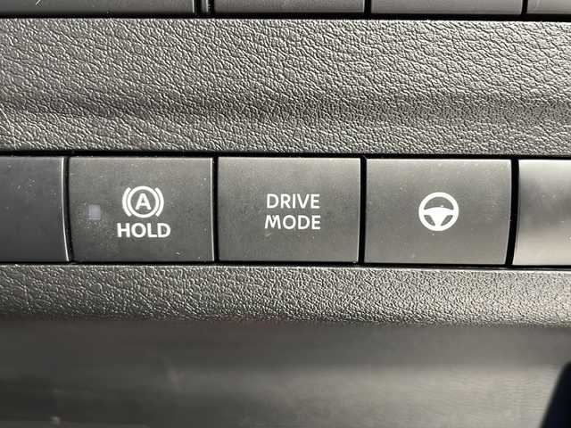 日産 サクラ G 千葉県 2024(令6)年 0.8万km ブラック 衝突軽減ブレーキ/レーンキープアシスト/レーダークルーズコントロール/純正ナビ/（フルセグ/Bluetooth/USB/FM/AM）/全方位カメラ/ビルトインETC2.0/ドライブレコーダー/ステアリングヒーター/プロパイロット/LEDヘッドライト/電動格納ミラー/先行者発進お知らせ/標識認識