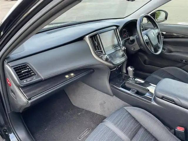 トヨタ クラウン ハイブリッド アスリートS ブラックスタイル 岡山県 2014(平26)年 6.6万km プレシャスブラックパール 純正HDDナビ/フルセグTV、CD、DVD、AM、FM、Bluetooth/バックカメラ/前後コーナーセンサー/クルーズコントロール/純正18インチスパッタリング塗装アルミホイール