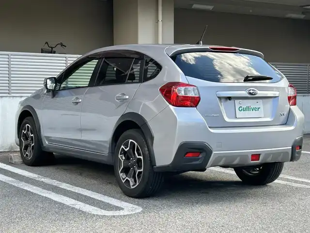 スバル インプレッサ ＸＶ 2．0i－L アイサイト 大阪府 2014(平26)年 10.5万km アイスシルバーメタリック ４WD/バックカメラ/アドリングストップ/Pioneer　7インチ型メモリナビ　/  AM/FM/CD/DVD/USB接続/ワンセグTV/MTモード付AT/パドルシフト/車間維持装置付きクルーズコントロール/D・N席パワーシート/アイサイトII/・レーダークルーズコントロール/・プリクラッシュブレーキ/・AT誤発進抑制/・車線逸脱警報/・先行車発進通知/ABS/横滑り防止機能/オートエアコン/オートライト/ウインカーミラー/純正アルミホイール/Wエアバック/トノカバー/取扱説明書