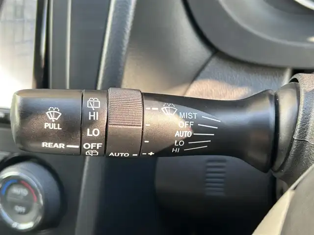 スバル インプレッサ ＸＶ 2．0i－L アイサイト 大阪府 2014(平26)年 10.5万km アイスシルバーメタリック ４WD/バックカメラ/アドリングストップ/Pioneer　7インチ型メモリナビ　/  AM/FM/CD/DVD/USB接続/ワンセグTV/MTモード付AT/パドルシフト/車間維持装置付きクルーズコントロール/D・N席パワーシート/アイサイトII/・レーダークルーズコントロール/・プリクラッシュブレーキ/・AT誤発進抑制/・車線逸脱警報/・先行車発進通知/ABS/横滑り防止機能/オートエアコン/オートライト/ウインカーミラー/純正アルミホイール/Wエアバック/トノカバー/取扱説明書