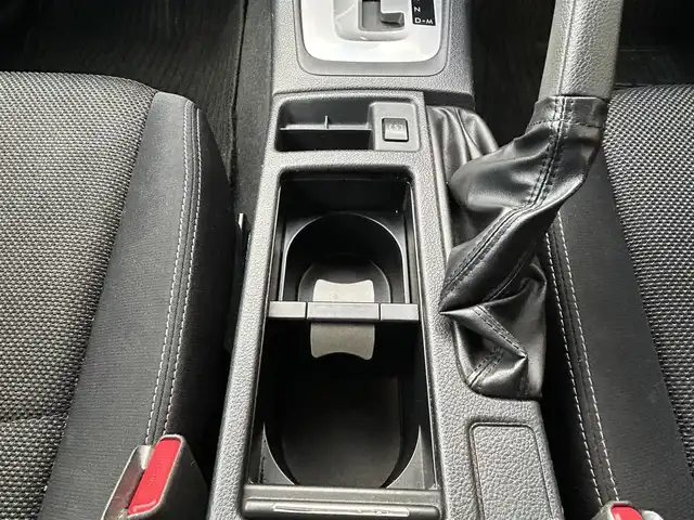 スバル インプレッサ ＸＶ 2．0i－L アイサイト 大阪府 2014(平26)年 10.5万km アイスシルバーメタリック ４WD/バックカメラ/アドリングストップ/Pioneer　7インチ型メモリナビ　/  AM/FM/CD/DVD/USB接続/ワンセグTV/MTモード付AT/パドルシフト/車間維持装置付きクルーズコントロール/D・N席パワーシート/アイサイトII/・レーダークルーズコントロール/・プリクラッシュブレーキ/・AT誤発進抑制/・車線逸脱警報/・先行車発進通知/ABS/横滑り防止機能/オートエアコン/オートライト/ウインカーミラー/純正アルミホイール/Wエアバック/トノカバー/取扱説明書