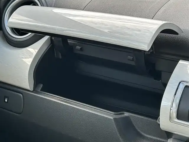 ダイハツ キャスト スタイル GプライムコレSAⅡ 岩手県 2017(平29)年 5.3万km 白 ４WD/エクリプス7インチナビ/FM/AM/フルセグ/Bluetooth/衝突軽減ブレーキ/横滑り防止装置/盗難防止装置/アイドリングストップ/シートヒーター/バックカメラ/LEDライト/フォグランプ/AUTOライト/純正マット/純正バイザー/ETC/夏タイヤ積載