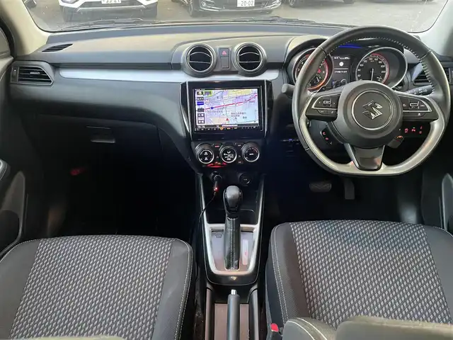 スズキ スイフト HYBRID RS 静岡県 2021(令3)年 3.4万km プレミアムシルバーメタリック ワンオーナー/純正8インチナビ/フルセグTV/DVD/CD/SD/BT/MSV/全方位カメラ/社外15インチAW/純正16インチAW(サマータイヤ付)車内積載/前後ドライブレコーダー/前後コーナーセンサー/衝突軽減ブレーキ/レーンキープアシスト/ブラインドスポットモニター/レーダークルーズコントロール/運転席シートヒーター/スマートキー×2/保証書/取扱説明書/ナビ取扱説明書/R6点検記録簿有