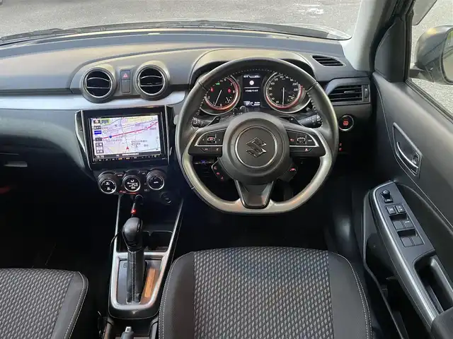 スズキ スイフト HYBRID RS 静岡県 2021(令3)年 3.4万km プレミアムシルバーメタリック ワンオーナー/純正8インチナビ/フルセグTV/DVD/CD/SD/BT/MSV/全方位カメラ/社外15インチAW/純正16インチAW(サマータイヤ付)車内積載/前後ドライブレコーダー/前後コーナーセンサー/衝突軽減ブレーキ/レーンキープアシスト/ブラインドスポットモニター/レーダークルーズコントロール/運転席シートヒーター/スマートキー×2/保証書/取扱説明書/ナビ取扱説明書/R6点検記録簿有