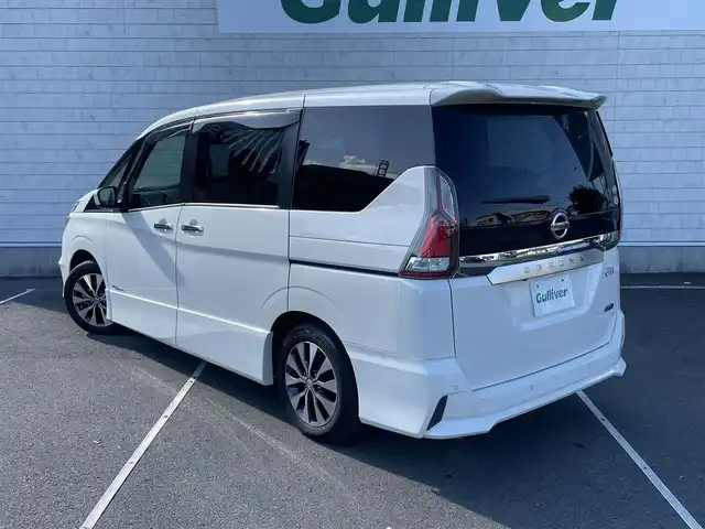 日産 セレナ ハイウェイスター プロパイロットED 静岡県 2017(平29)年 5.7万km ブリリアントホワイトパール ワンオーナー/純正9インチナビ/（AM/FM/CD/DVD/BD/BT)/フルセグTV/バックカメラ/プロパイロット/レーダークルーズコントロール/両側パワースライドドア/左側ハンズフリースライドドア/純正フリップダウンモニター/ビルトインETC/純正ドライブレコーダー/スマートキー/プッシュスタート/スペアキー×１/純正16インチアルミホイール/純正フロアマット/電動パーキングブレーキ/オートホールド/エマージェンシーブレーキ/レーンキープアシスト/横滑り防止装置/LEDヘッドライド/クリアランスソナー/コーナーセンサー/純正ドアバイザー/保証書