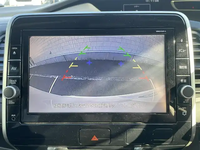 日産 セレナ ハイウェイスター プロパイロットED 静岡県 2017(平29)年 5.7万km ブリリアントホワイトパール ワンオーナー/純正9インチナビ/（AM/FM/CD/DVD/BD/BT)/フルセグTV/バックカメラ/プロパイロット/レーダークルーズコントロール/両側パワースライドドア/左側ハンズフリースライドドア/純正フリップダウンモニター/ビルトインETC/純正ドライブレコーダー/スマートキー/プッシュスタート/スペアキー×１/純正16インチアルミホイール/純正フロアマット/電動パーキングブレーキ/オートホールド/エマージェンシーブレーキ/レーンキープアシスト/横滑り防止装置/LEDヘッドライド/クリアランスソナー/コーナーセンサー/純正ドアバイザー/保証書