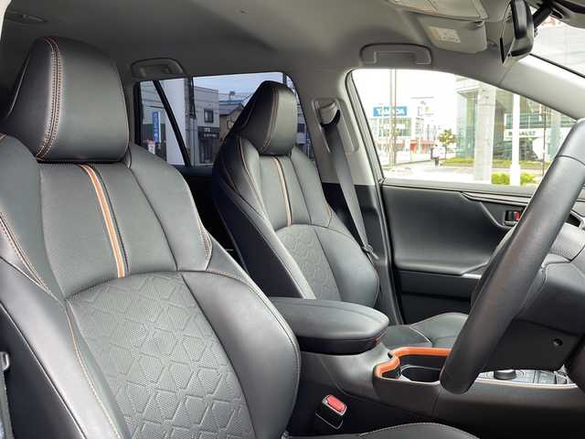 トヨタ ＲＡＶ４ アドベンチャー 福島県 2020(令2)年 3.8万km アティチュードブラックマイカ JAOSプロテクター/(バンパー/ノーズ/ピラー)/モデリスタサイドタフブレード/純正ナビ/(SD/BT/HDMI/USB/AM/FM)/レザーシート/D席パワーシート/前席シートヒーター/前席ベンチレーション/ハンドルヒーター/レーダークルーズコントロール/衝突軽減ブレーキ/ブラインドスポットモニター/オートハイビーム/LEDヘッドライト/フォグランプ/バックカメラ/ビルトインETC/ステアリングスイッチ/ルーフレール